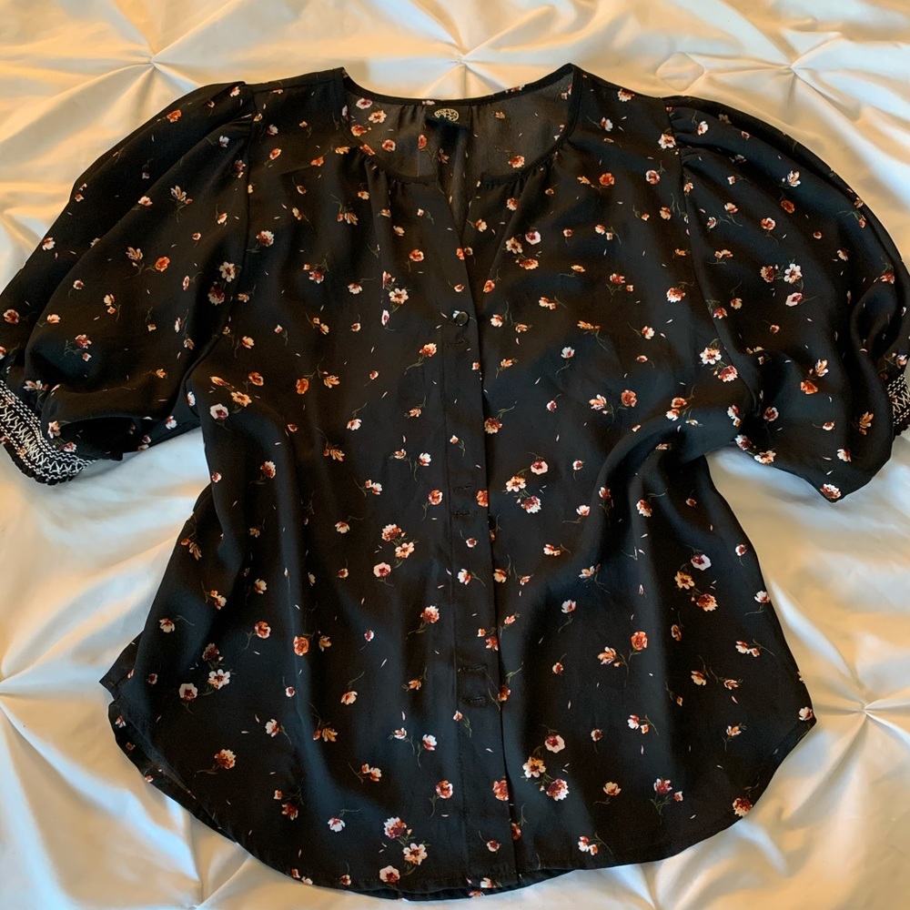 Bobeau women’s top like new